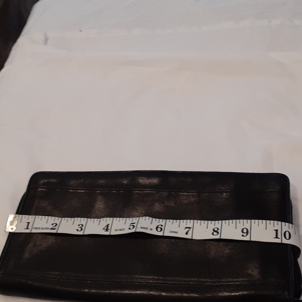 Tumi Document Holder. - image 7